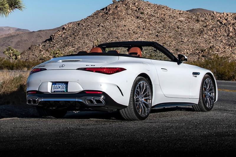 2022-mercedes-amg-sl-55_052 (1).jpg