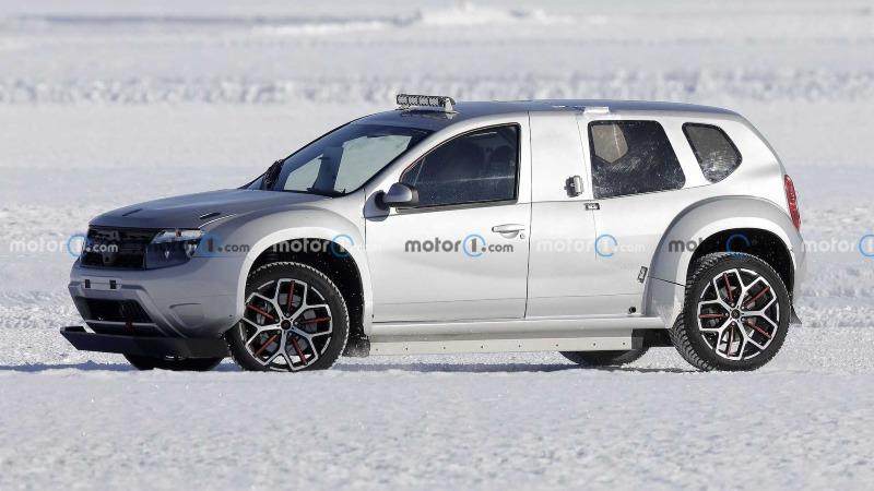 alpine-gt-x-over-test-mule-spy-shots (5).jpg