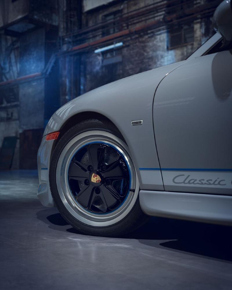 porsche-911-classic-club-coupe-123-1647635498.jpg