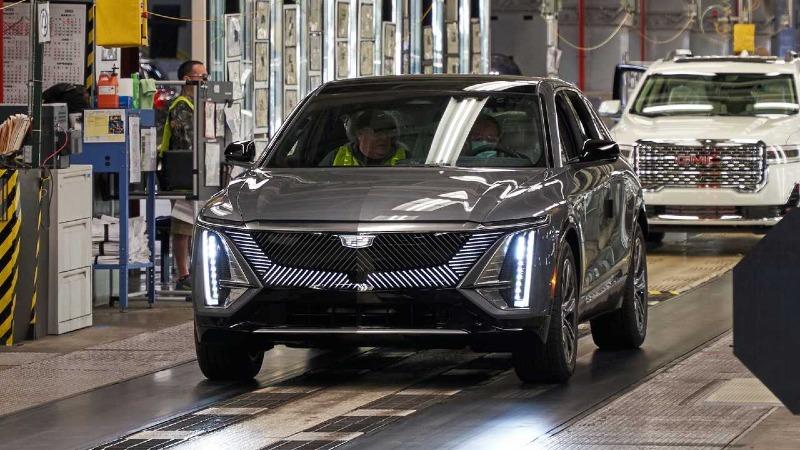 cadillac-lyriq-production-at-gm-s-spring-hill-tennessee-assembly-plant.jpg