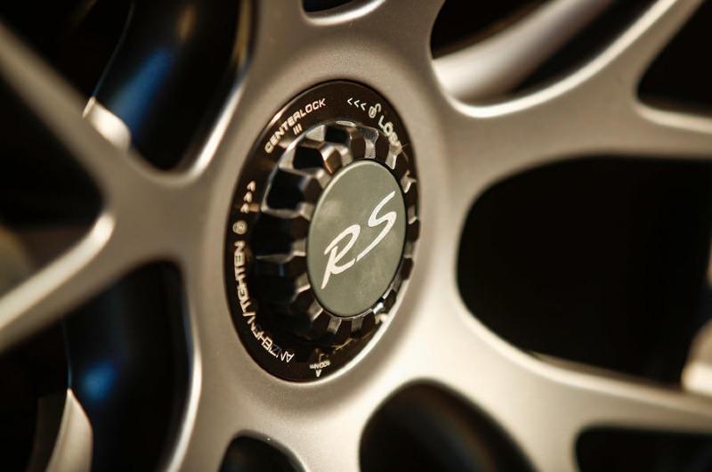 10-porsche-718-cayman-gt4-rs-2022-first-drive-centreolock.jpg