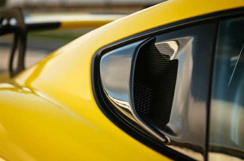 13-porsche-718-cayman-gt4-rs-2022-first-drive-air-intake.jpg