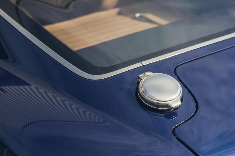 8-rml-short-wheelbase-prototype-2022-uk-review-fuel-filler-cap.jpg
