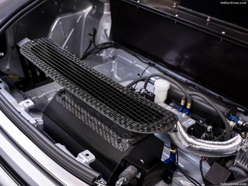 Mercedes-Benz-AMG_GT_Track_Series-2023-1024-13.jpg