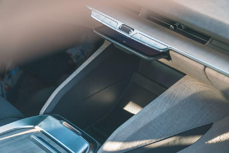 2022-lucid-air-dream-edition-performance-121-1648131919.jpg