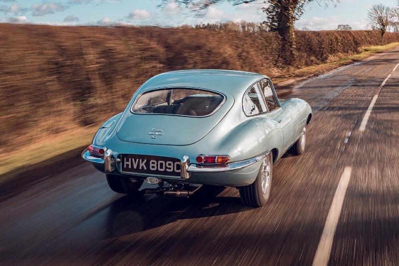Jaguar_E-Type_0585_1103_HR.jpg