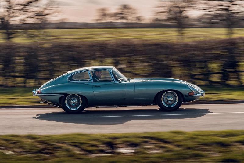 Jaguar_E-Type_0585_1330_HR.jpg
