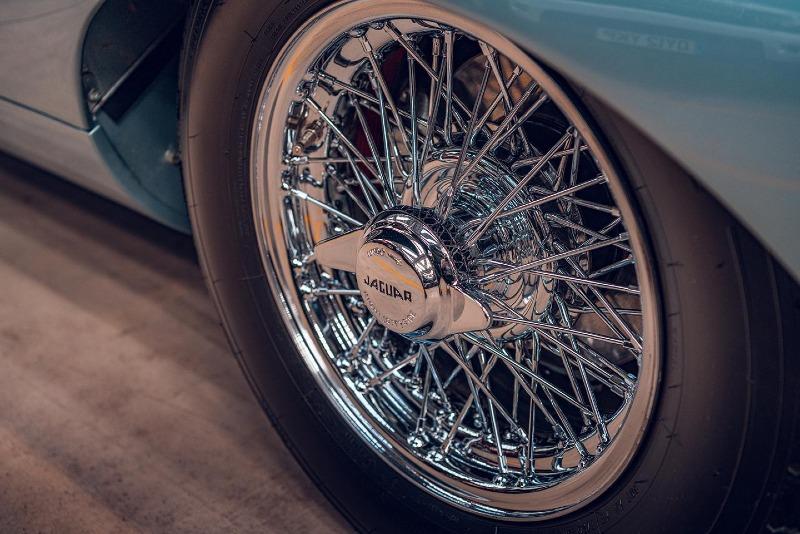 Jaguar_E-Type_0585_4103_HR.jpg