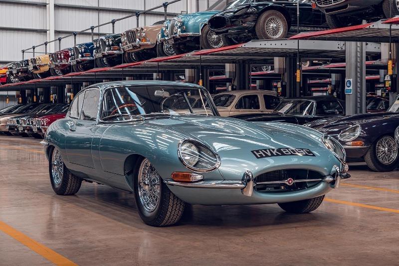 Jaguar_E-Type_0585_4094_HR.jpg