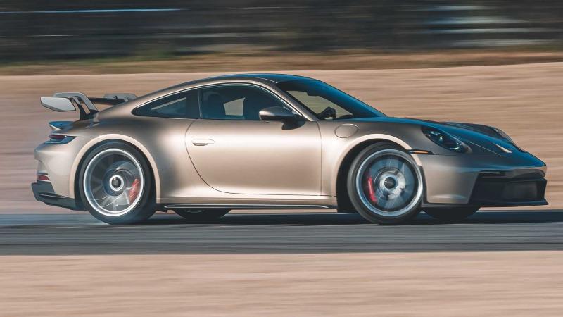 porsche-911-gt3-paint-to-sample-program-side (1).jpg