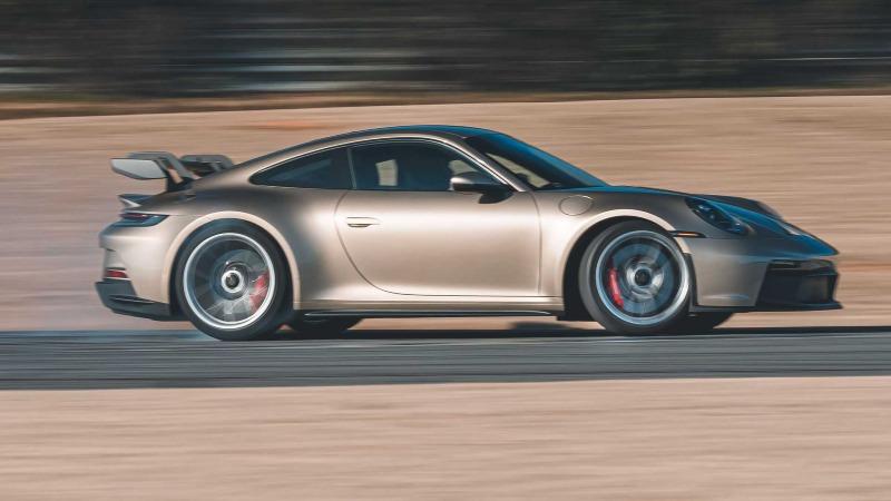porsche-911-gt3-paint-to-sample-program-side (2).jpg