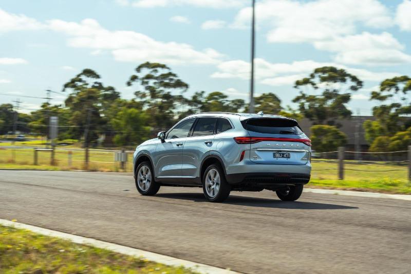 2022-haval-h6-ultra-awd-rolling-shot-12.jpg