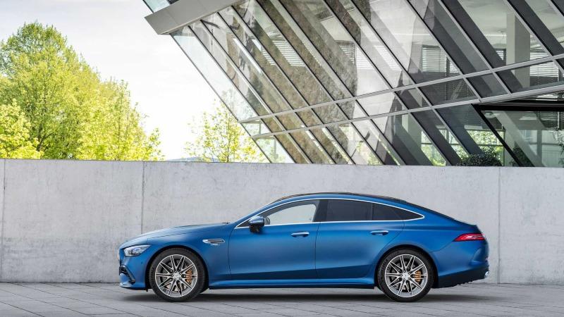 2022-mercedes-amg-gt-4-door-exterior (3).jpg