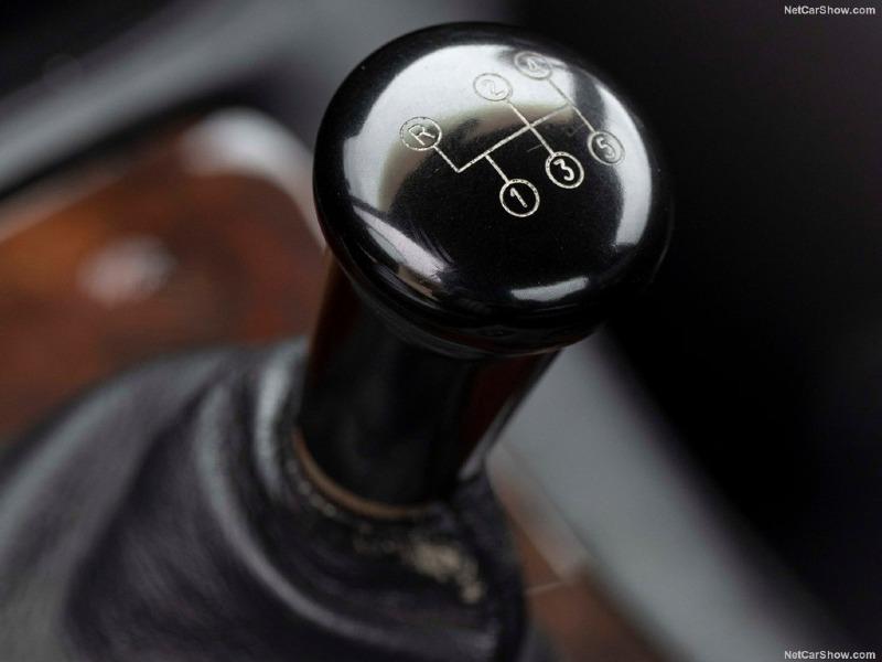 Aston_Martin-Virage_6_3-1992-1024-21.jpg