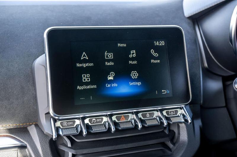 11-alpine-a110-s-2022-uk-first-drive-review-infotainment.jpg