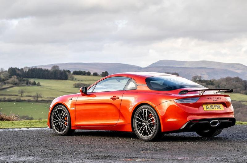 19-alpine-a110-s-2022-uk-first-drive-review-static-rear.jpg