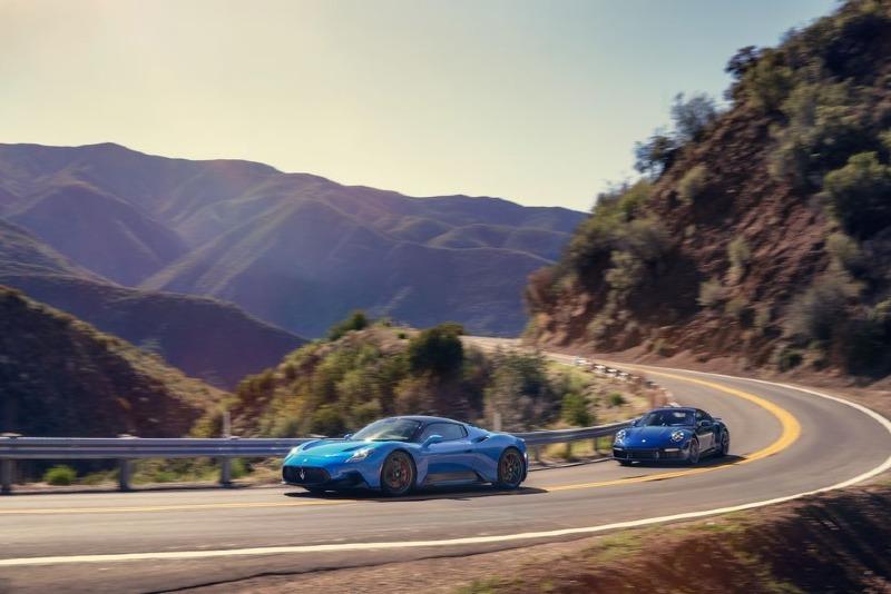2022-maserati-mc20-and-2021-porsche-911-turbo-s-lightweight-comparison-101-1648580849.jpg