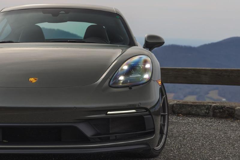 2022-porsche-718-cayman-4l-160-1648783306.jpg