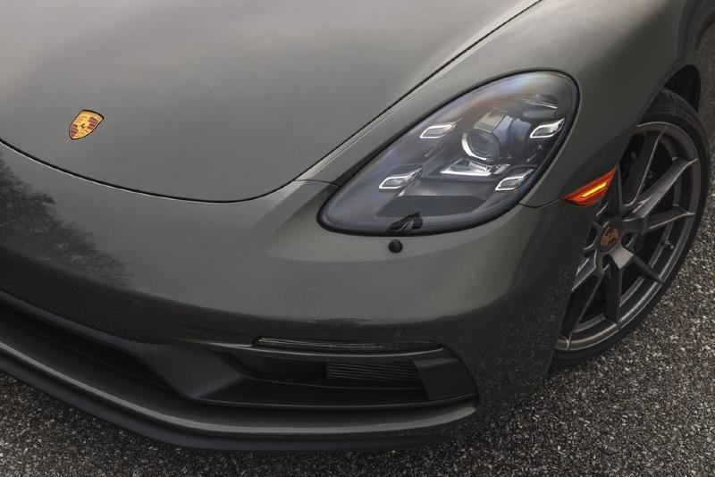 2022-porsche-718-cayman-4l-161-1648783307.jpg