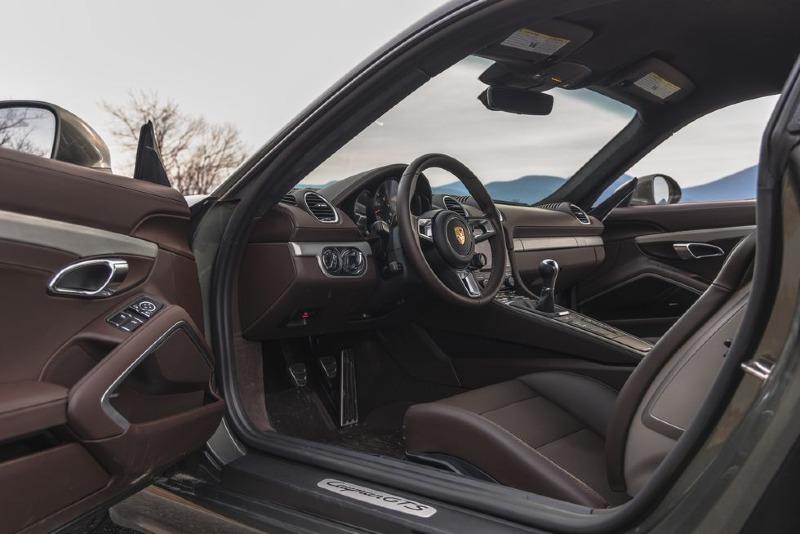 2022-porsche-718-cayman-4l-184-1648783309.jpg