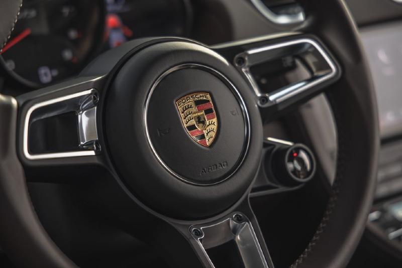 2022-porsche-718-cayman-4l-224-1648783317.jpg