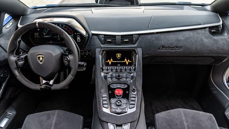 6-Lamborghini-Aventador-Ultimae.jpg