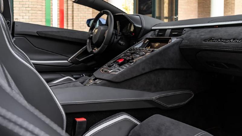 9-Lamborghini-Aventador-Ultimae.jpg