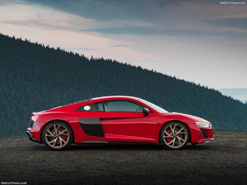 Audi-R8_V10_performance_RWD_UK-Version-2022-1024-15.jpg