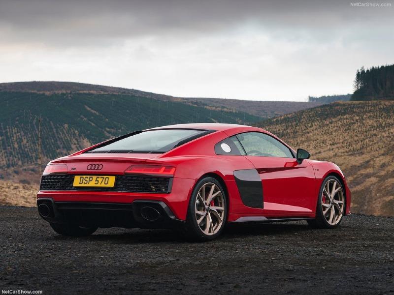 Audi-R8_V10_performance_RWD_UK-Version-2022-1024-18.jpg