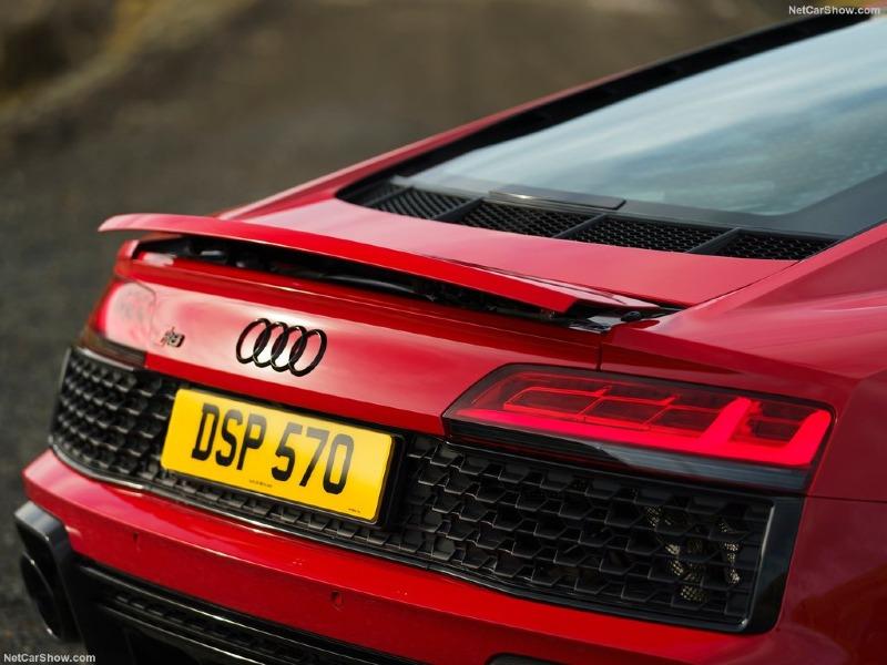 Audi-R8_V10_performance_RWD_UK-Version-2022-1024-67.jpg