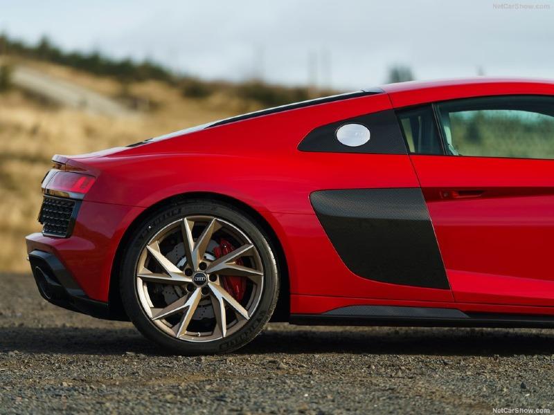 Audi-R8_V10_performance_RWD_UK-Version-2022-1024-71.jpg