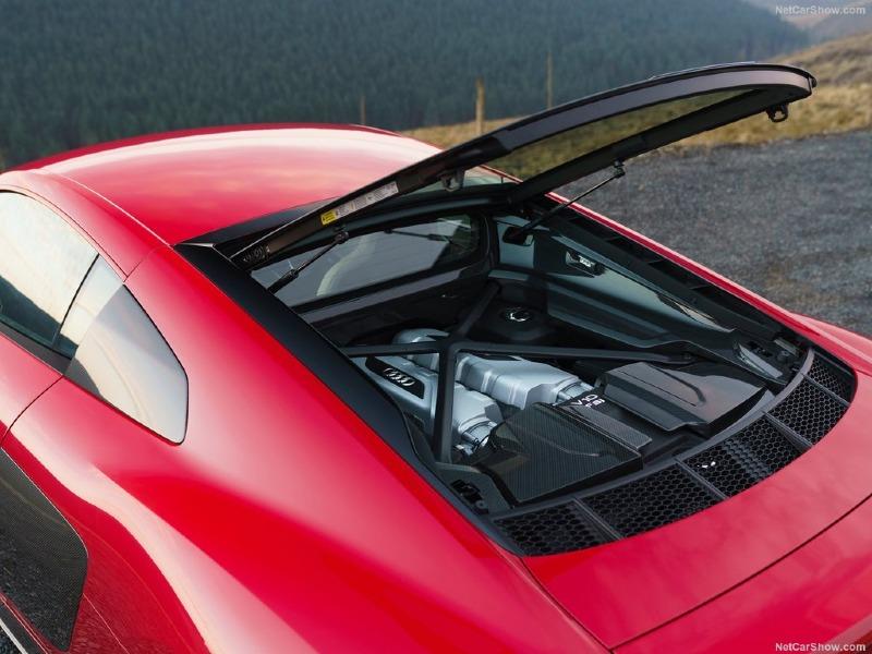 Audi-R8_V10_performance_RWD_UK-Version-2022-1024-73.jpg