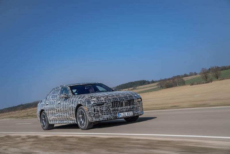 2023-bmw-7-series-prototype-104-1649095253.jpg