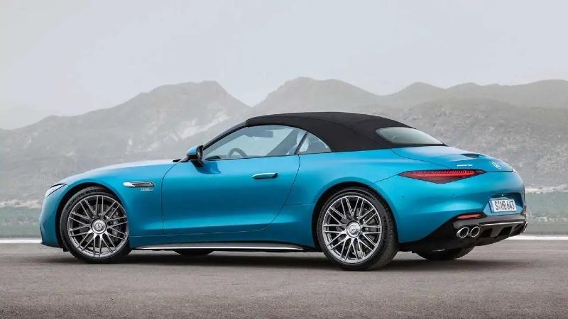 2023-mercedes-amg-sl43-side-view (1).jpeg