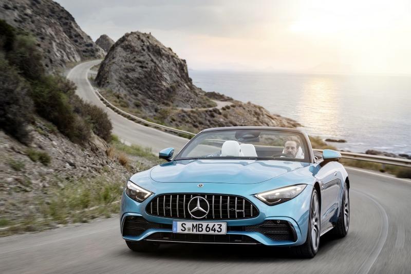 2023-Mercedes-AMG-SL-43-2.jpg