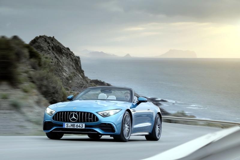 2023-Mercedes-AMG-SL-43-5.jpg