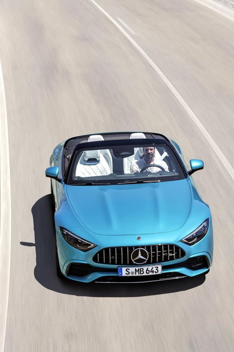 2023-Mercedes-AMG-SL-43-8.jpg