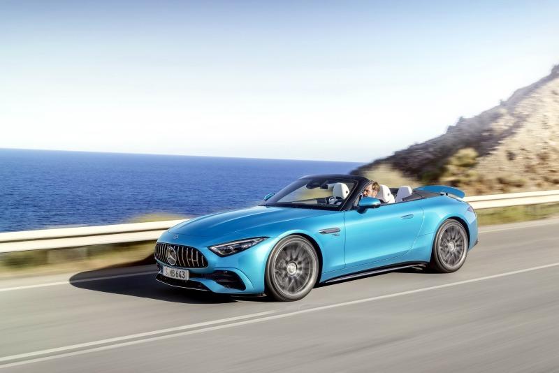 2023-Mercedes-AMG-SL-43-13.jpg
