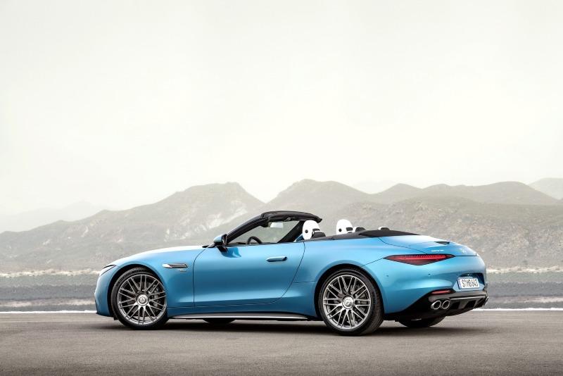 2023-Mercedes-AMG-SL-43-22.jpg