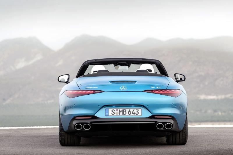 2023-Mercedes-AMG-SL-43-24.jpg