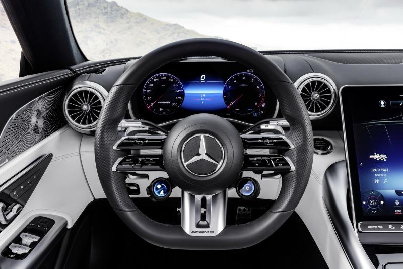 2023-Mercedes-AMG-SL-43-39.jpg