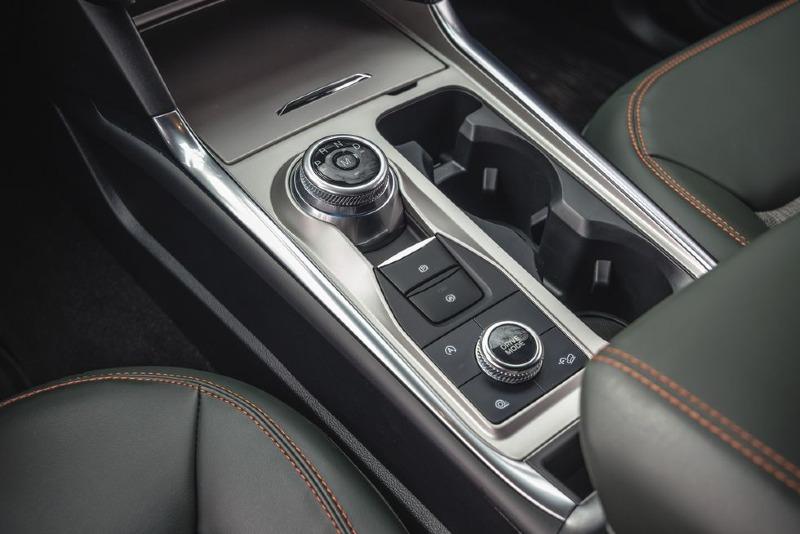 2022-ford-explorer-timberline-165-1649185251.jpg