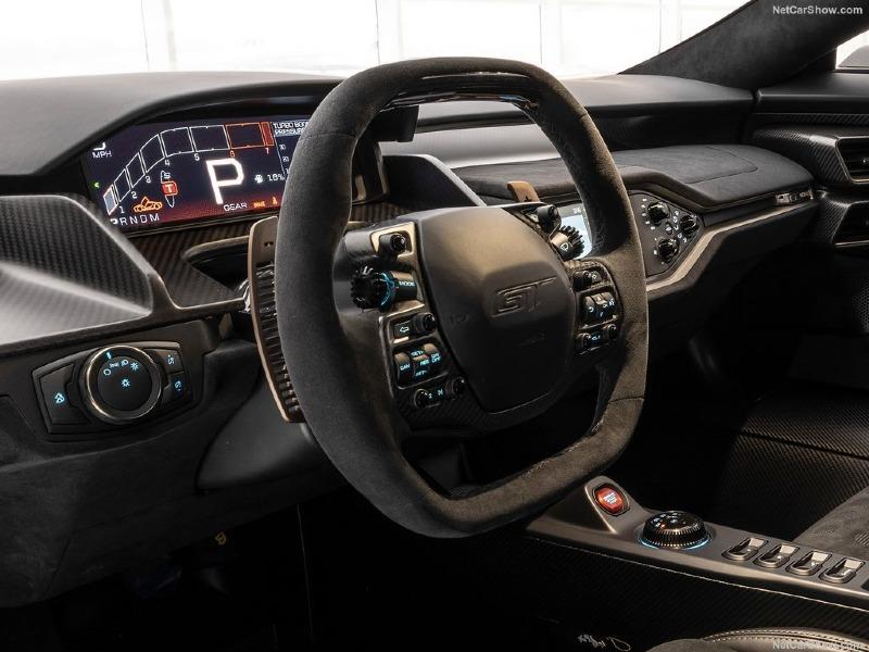Ford-GT_Holman_Moody_Heritage_Edition-2022-1024-09.jpg