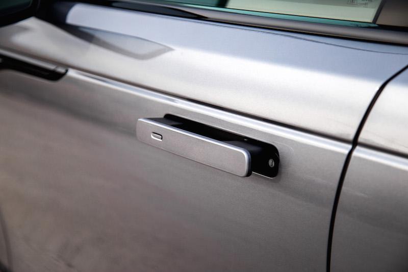 velar-door-handles.jpg