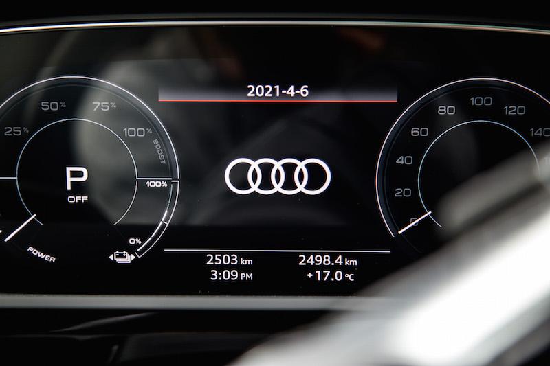 e-tron-audi-badge.jpg