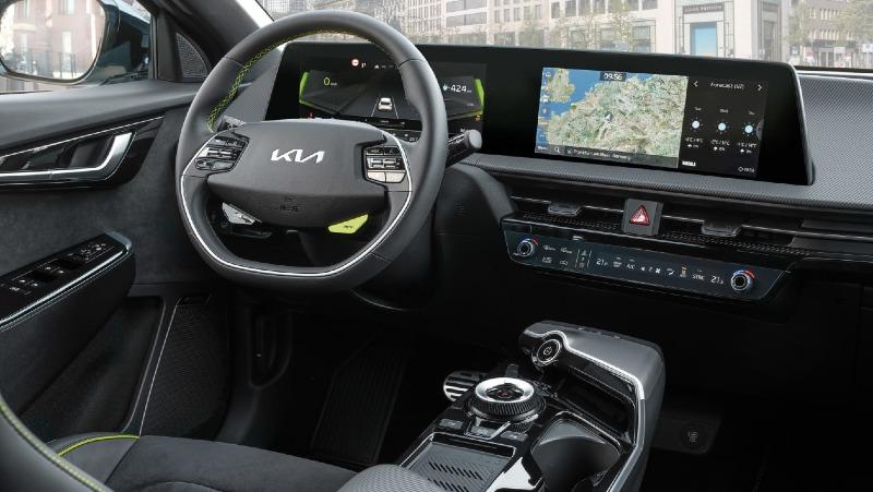 Kia EV6 GT 2022-3.jpg
