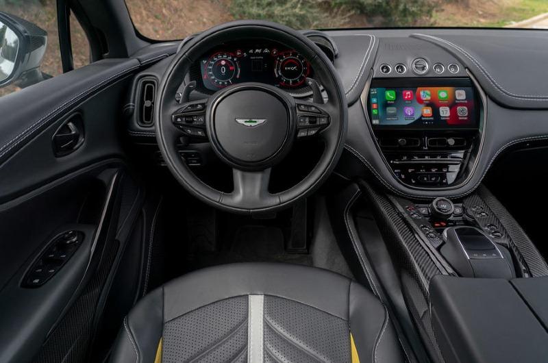 6-aston-martin-dbx-707-2022-first-drive-reviewin.jpg