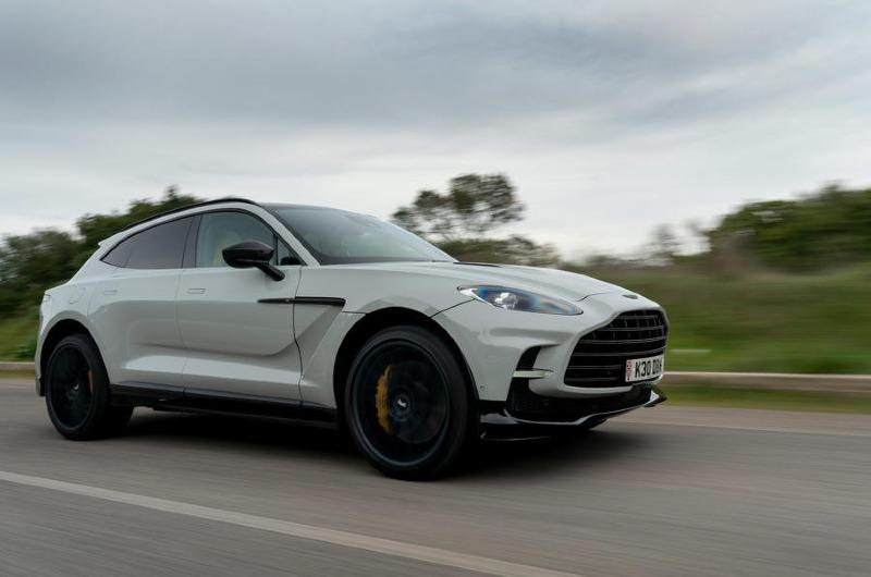 13-aston-martin-dbx-707-2022-first-drive-review-on-road-front.jpg