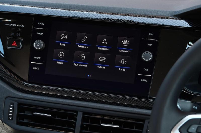8-volkswagen-taigo-road-test-review-infotainment.jpg