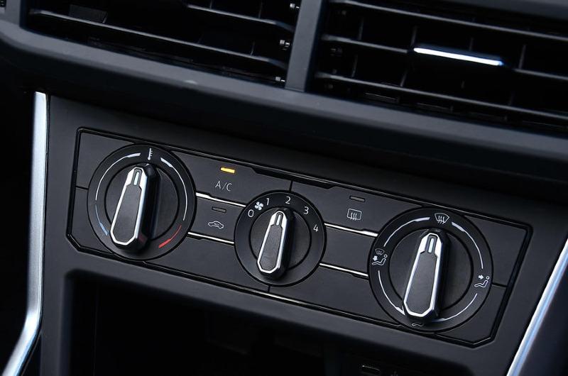 9-volkswagen-taigo-road-test-review-climate-controls.jpg